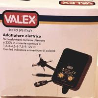 Adattatore elettrico universale Valex
