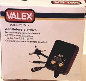Adattatore elettrico universale Valex
