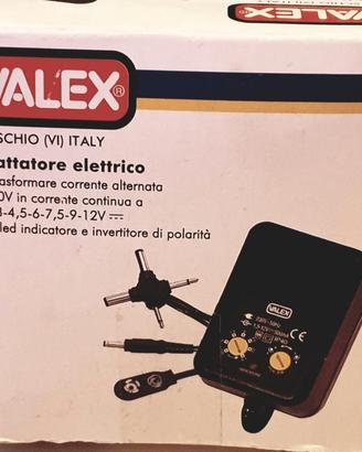 Adattatore elettrico universale Valex

