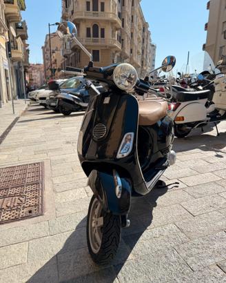 Vespa LX 125 i.e. – 2011 – 20.860 km – Nera