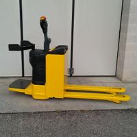 Carrello elevatore elettrico OM 20q