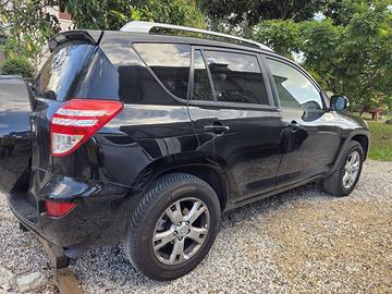 Toyota rav 4 2.2 150 cv