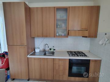 cucina componibile in legno