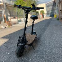 Monopattino elettrico 2000W – potente e robusto