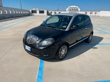 Lancia Ypsilon 1.3 MJT 75CV