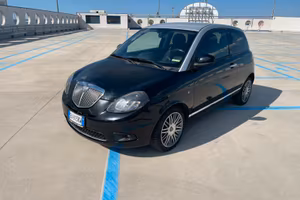 Lancia Ypsilon 1.3 MJT 75CV
