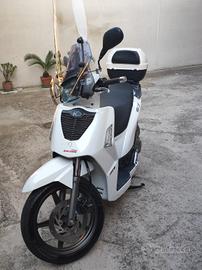 kimco people s 200i