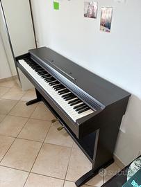 Pianoforte digitale Casio AP-24 con pedali