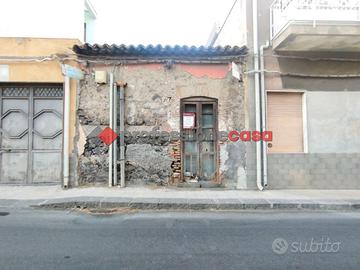Misterbianco Centro - Indipendente con Terreno