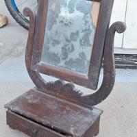 Toilette da tavolo con specchio orientabile 1900