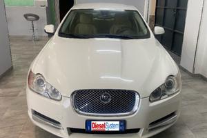 JAGUAR XF 2.7D V6 Premium Luxury