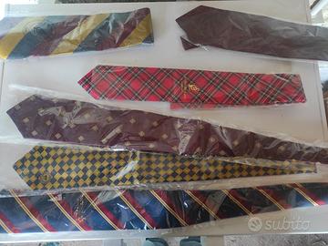 Cravatte di varie marche