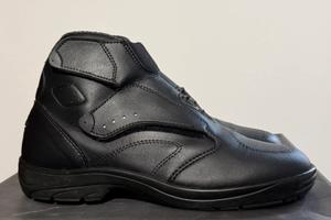 Stivali bassi moto marca Sidi