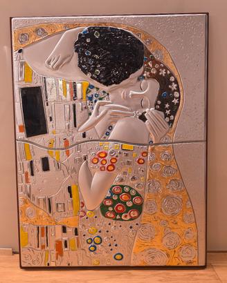 Il Bacio" di Gustav Klimt in argento e foglia d'

