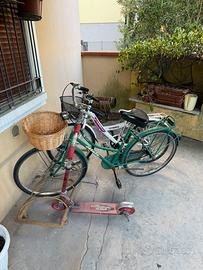 Biciclette in blocco e monopattino