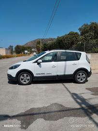 Renault Scenic xmod cross 