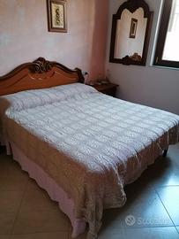 Copriletto matrimoniale nocciola