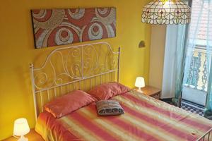 Oneglia centro 100 mt dal mare