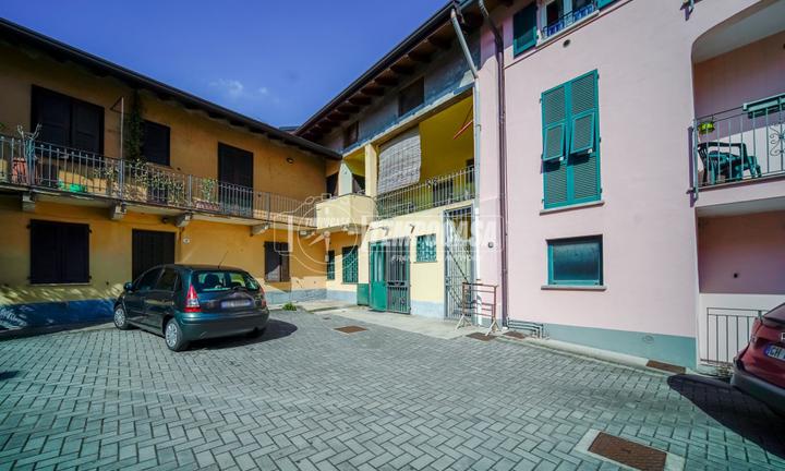TRE LOCALI DUPLEX IN PIENO CENTRO!!
