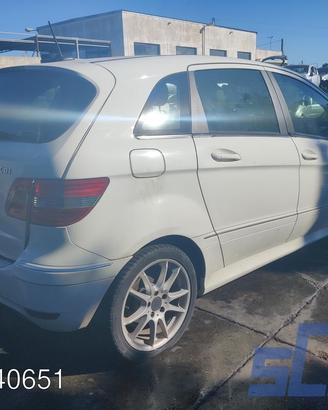 MERCEDES-BENZ CLASSE B W245 B 200 CDI ricambi-