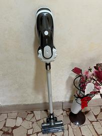 Aspirapolvere ciclonico senza fili