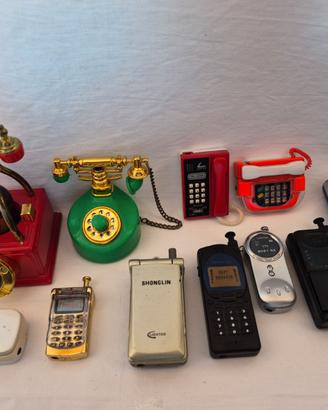 12 ACCENDINI DA COLLEZIONE “TELEFONIA” FUNZIONANTI