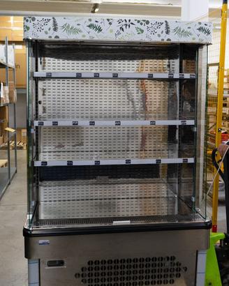 Scaffale refrigerato a parete