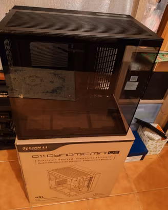 Case Lian li 011 dynamic Mini Vers. 2