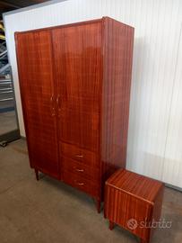 Armadio in legno + Comodino + Tastiera letto +rete