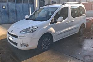 PEUGEOT Partner Tepee BlueHDi