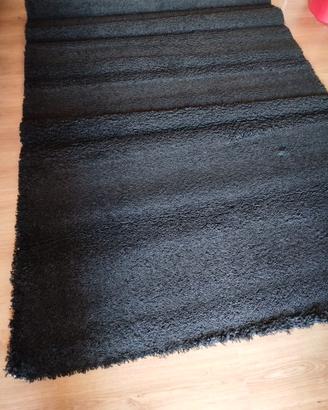 Tappeto nero pelo corto