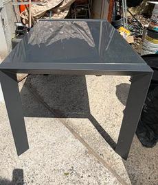 tavolo in vetro  temperato grigio