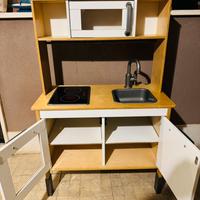 Cucina giocattolo