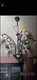 Lampadario in ferro nero e corda