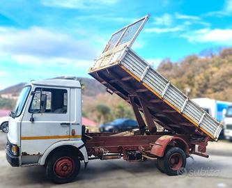 IVECO 65/10 CON RIBALTABILE A CARRELLO