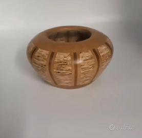 Vaso per arredo in legno