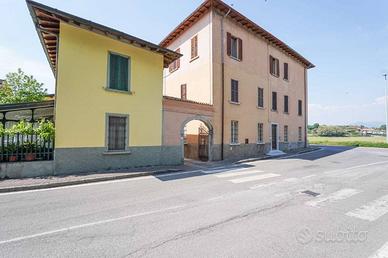 Casa indipendente di 131 m² con 5 locali a Bonate 
