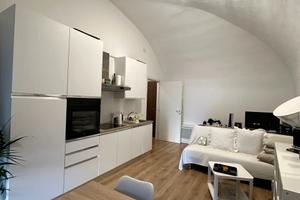 PRESTIGIOSO AMPIO BILOCALE mq 75 nel CUORE DI VICE