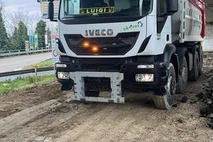 Iveco Trakker Hi way 4 assi rubato. Emilcamion