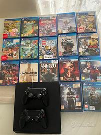 PlayStation 4 + 2 controller + 17 guochi - Ottime