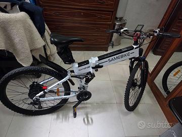 Bici elettrica con accelleratore