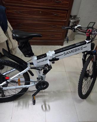 Bici elettrica con accelleratore