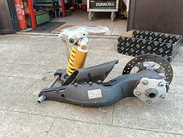 monobraccio ducati hyper o multistrada