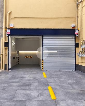 AUTORIMESSA A NAPOLI