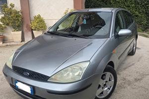 Ford Focus 1.6 16v benzina