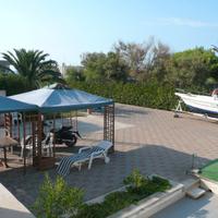 Villa a 80 metri dal mare a Mola di Bari