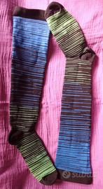 Paia di calze elastiche colorate