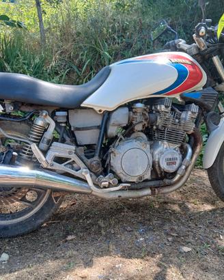 Moto yamah xj900