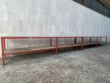 Scaffale in ferro rinforzato per obbistca