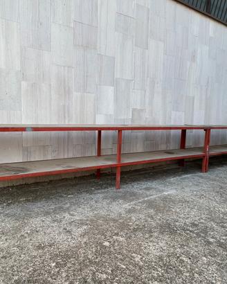 Scaffale in ferro rinforzato per obbistca